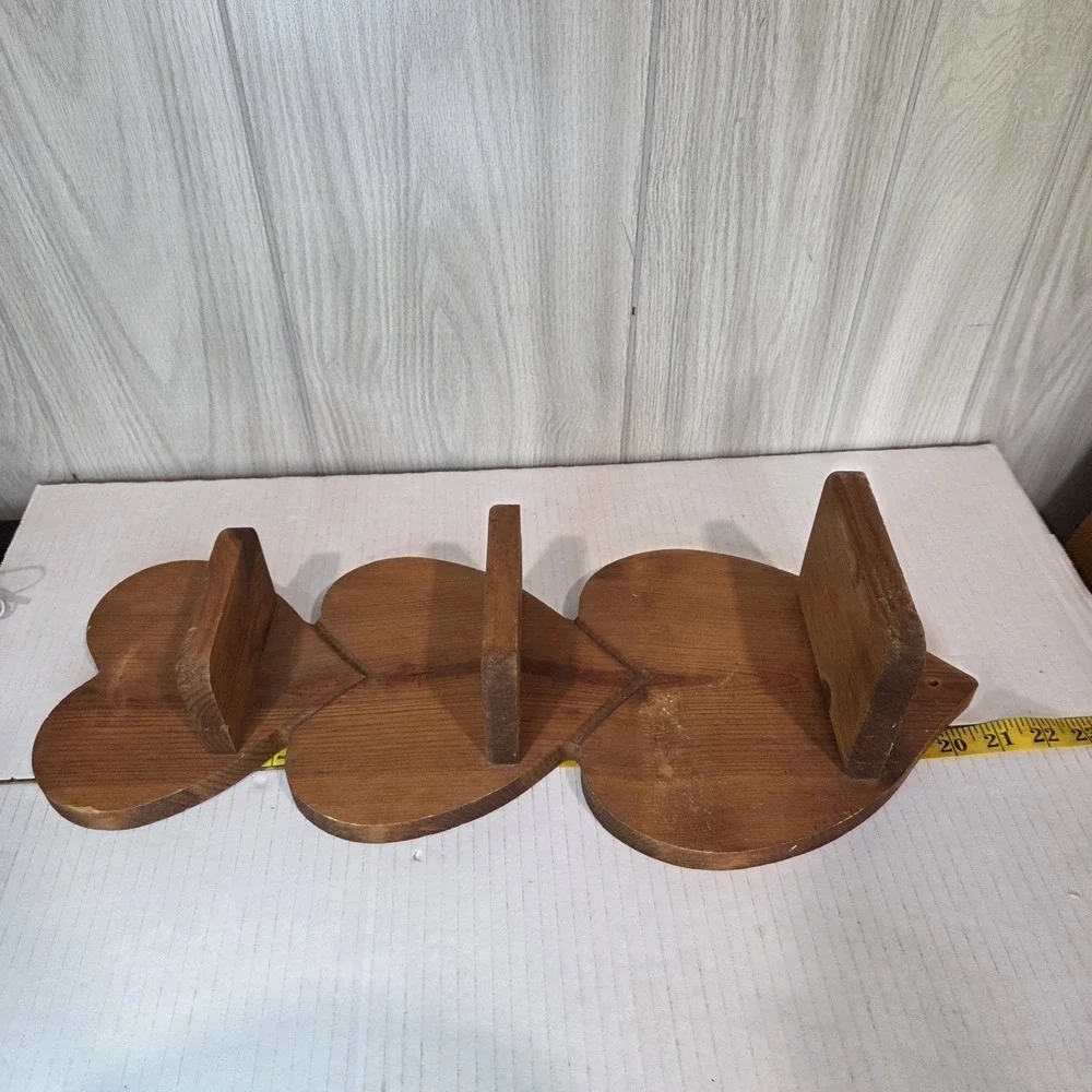 Vtg Wood 3 Tier Heart Shaped Wall Hanging Display Shelf Farmhouse Country 21